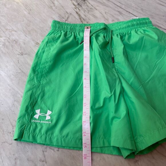 Under Armour Men's Essential Mesh Lined Loose Fit Woven Volley Shorts size M NWT - Picture 12 of 12
